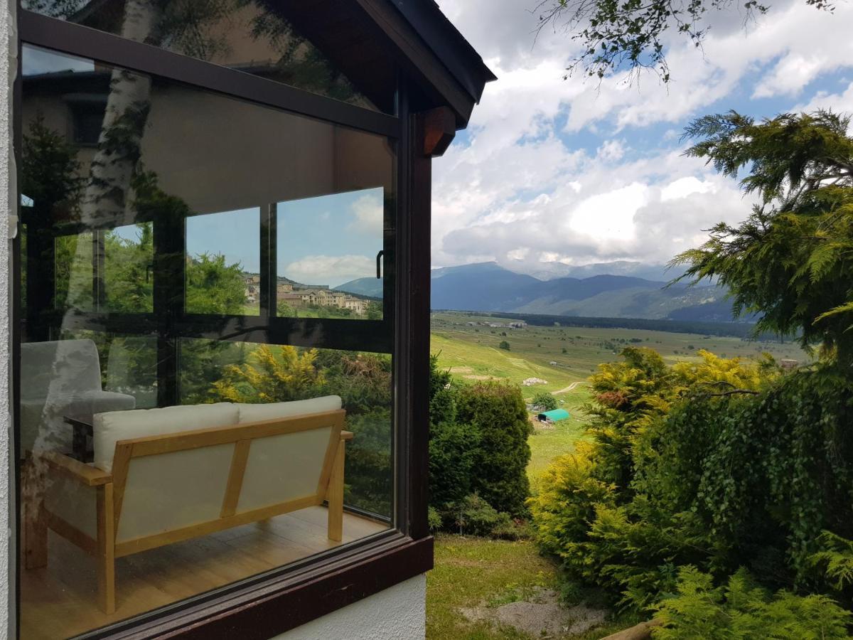 Chalet Pres Des Pistes Avec Vue Panoramique Les Angles  Eksteriør bilde